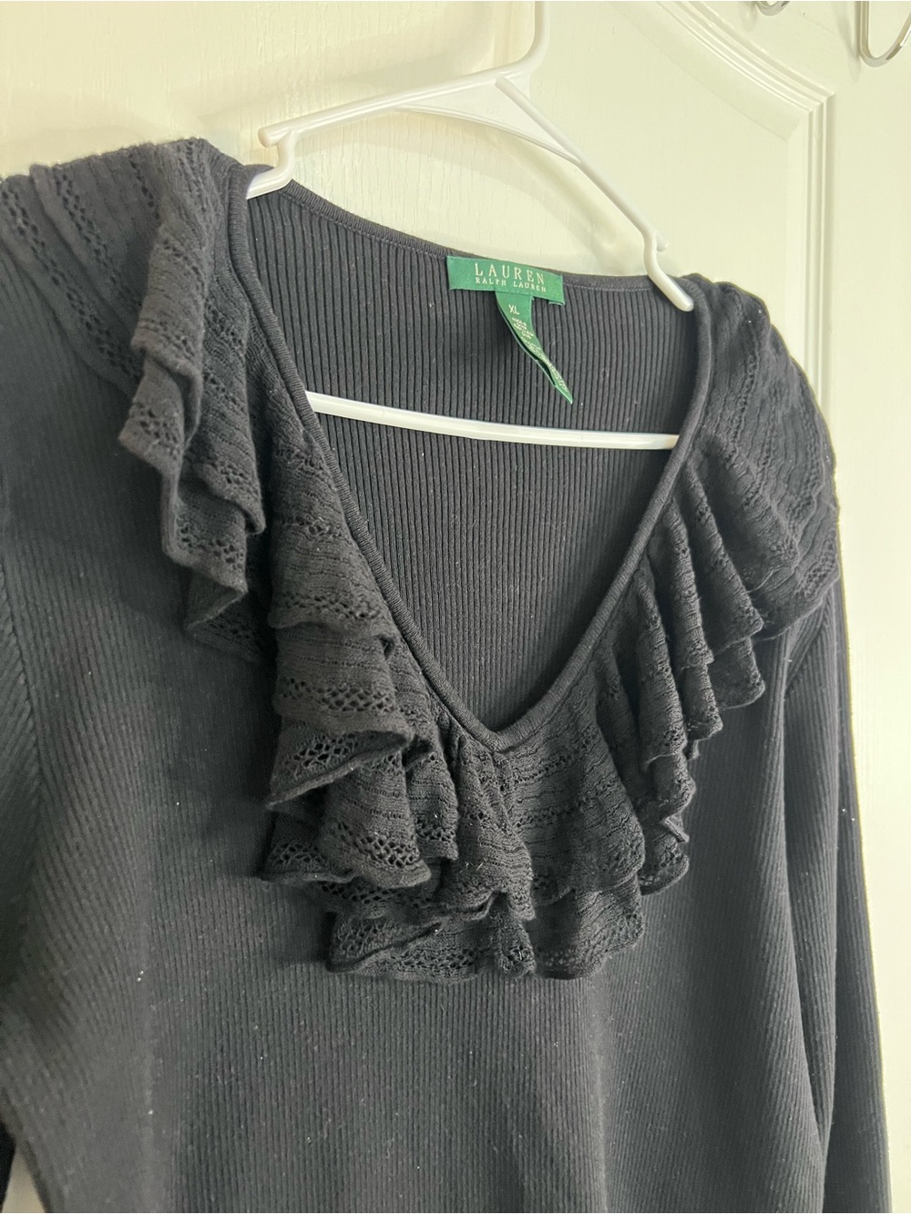 Lauren Ralph Lauren Black Ruffle V-Neck Sweater size XL - Picture 4 of 9